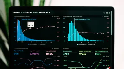 Tableau de bord de données analytiques sur un écran